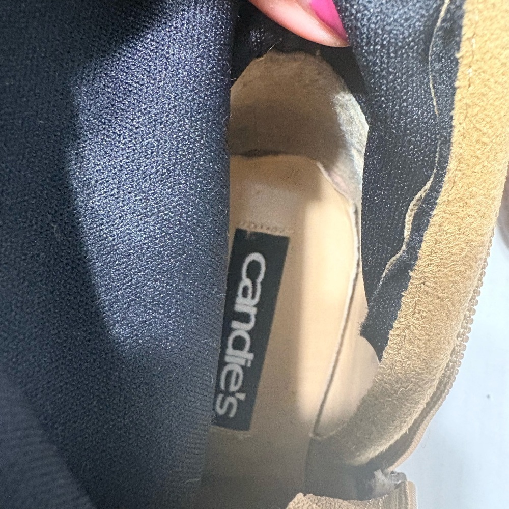 Vintage Candie’s Knee High Full Zip Faux Suede Camel Boots Removable belt detail - Picture 13 of 13